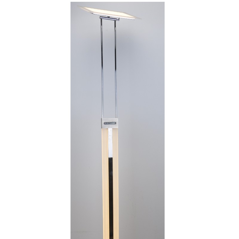 LED-lattiavalaisin, jossa on kosketusten himmennyttimen kytkin lampun rungossa